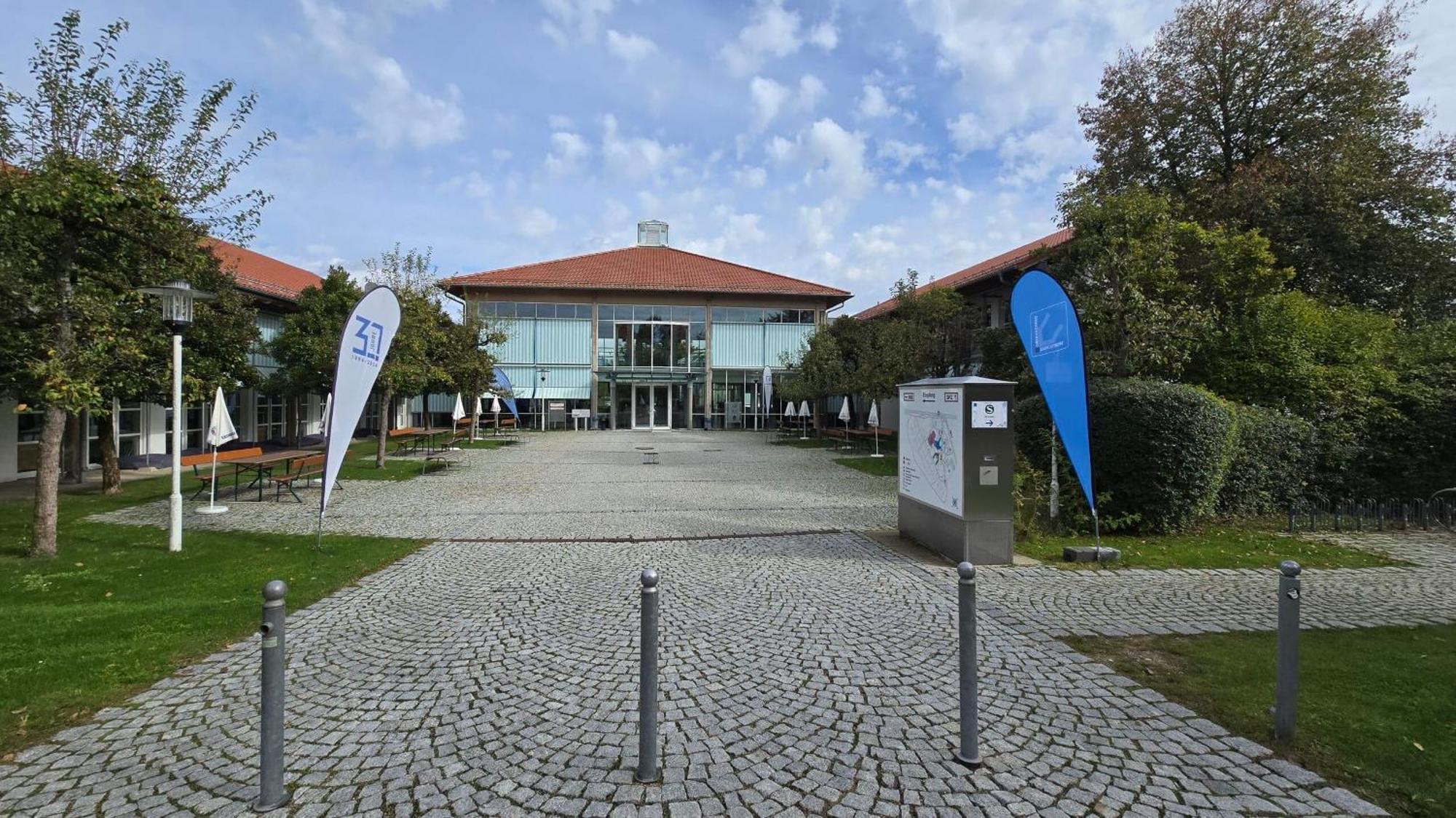 Sportschule Oberhaching Exterior foto