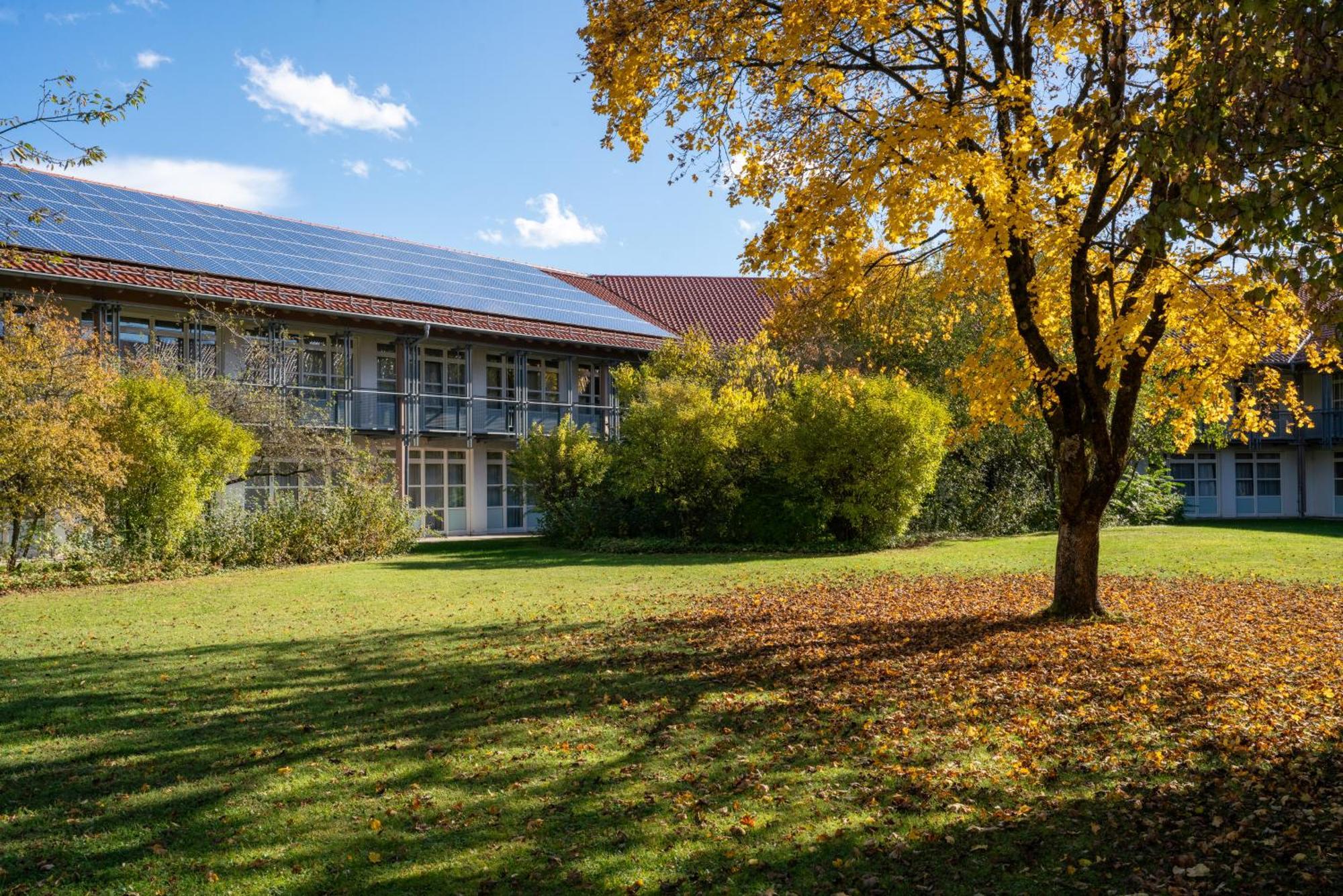 Sportschule Oberhaching Exterior foto