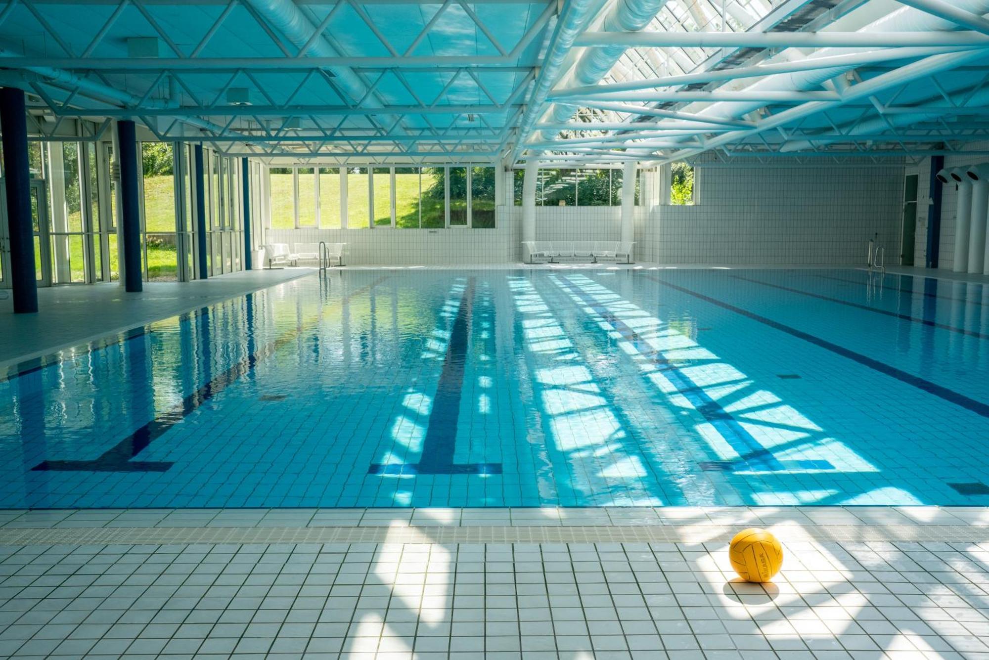 Sportschule Oberhaching Exterior foto