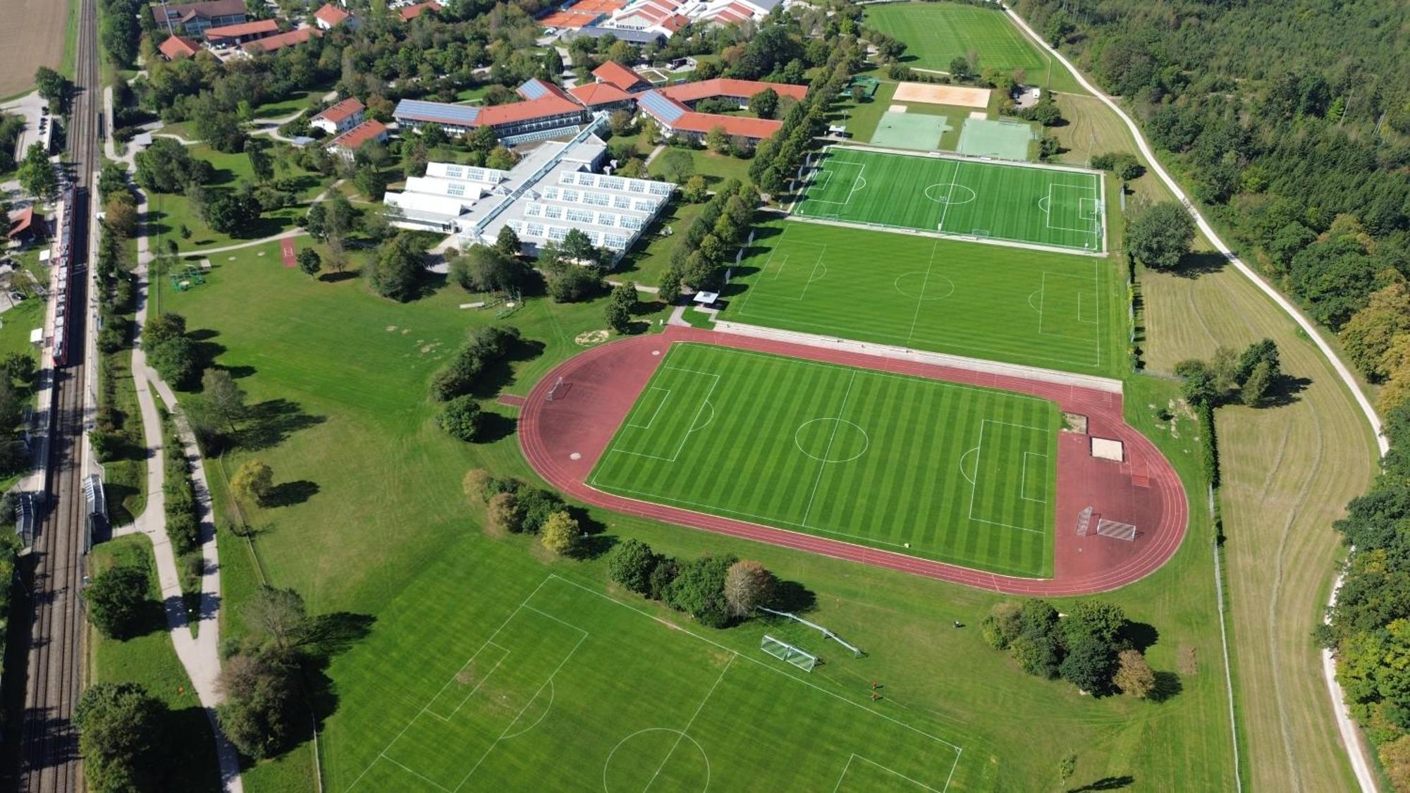 Sportschule Oberhaching Exterior foto